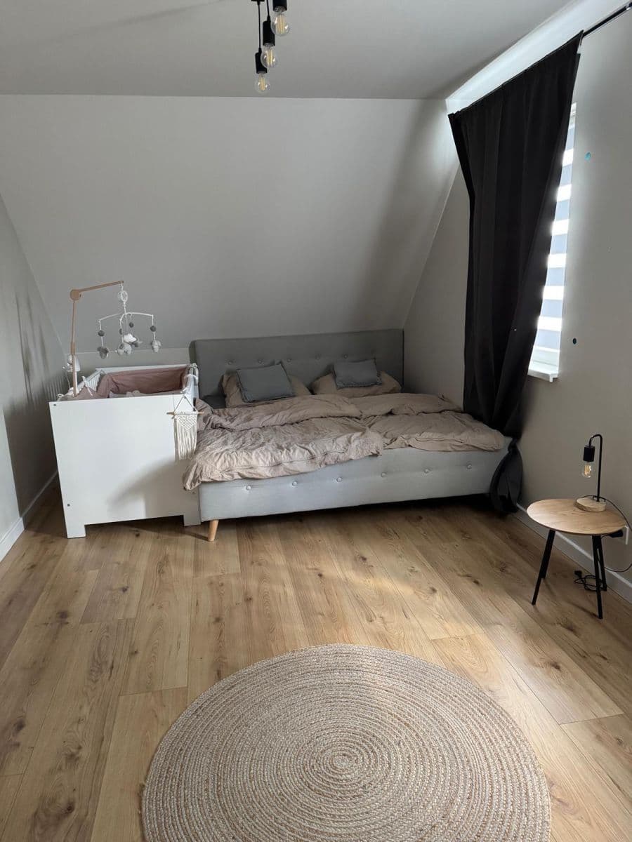 Prenájom domu 100 m², pozemek 1.295 m², Krychnov, Středočeský kraj Prenájom domu 100 m², pozemek 1.295 m², Krychnov, Středočeský kraj