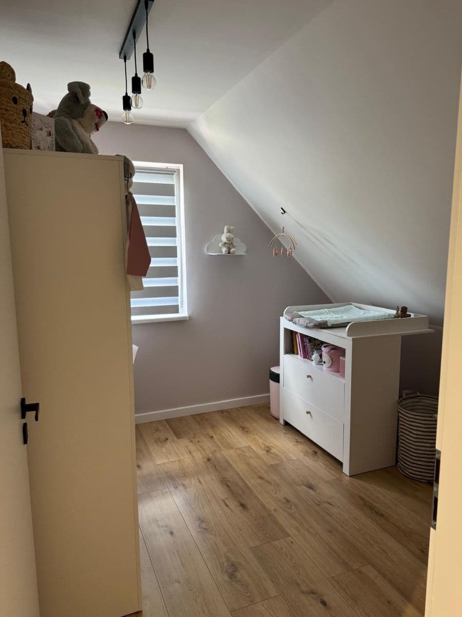 Prenájom domu 100 m², pozemek 1.295 m², Krychnov, Středočeský kraj Prenájom domu 100 m², pozemek 1.295 m², Krychnov, Středočeský kraj