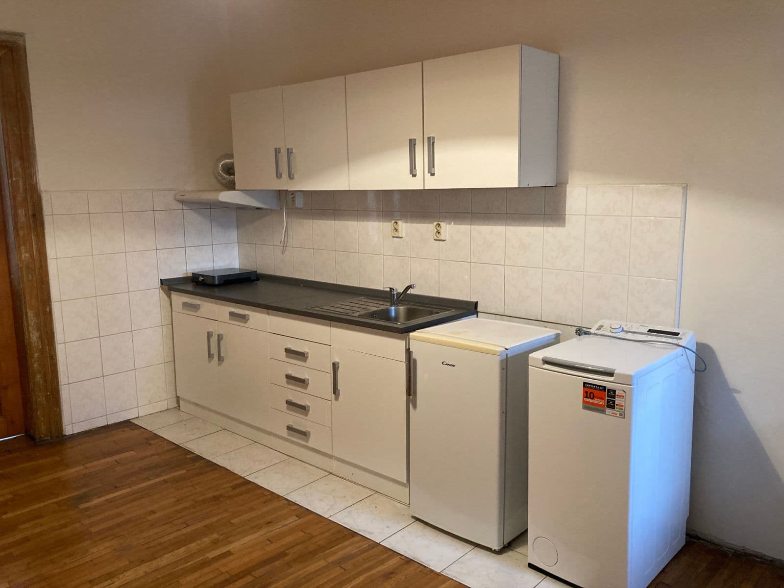 Prenájom bytu 1-izbový 37 m², Zenklova, Praha, Praha Prenájom bytu 1-izbový 37 m², Zenklova, Praha, Praha