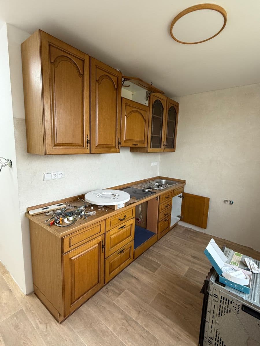 Prenájom bytu 3-izbový 77 m², Heyrovského, Sokolov, Karlovarský kraj Prenájom bytu 3-izbový 77 m², Heyrovského, Sokolov, Karlovarský kraj