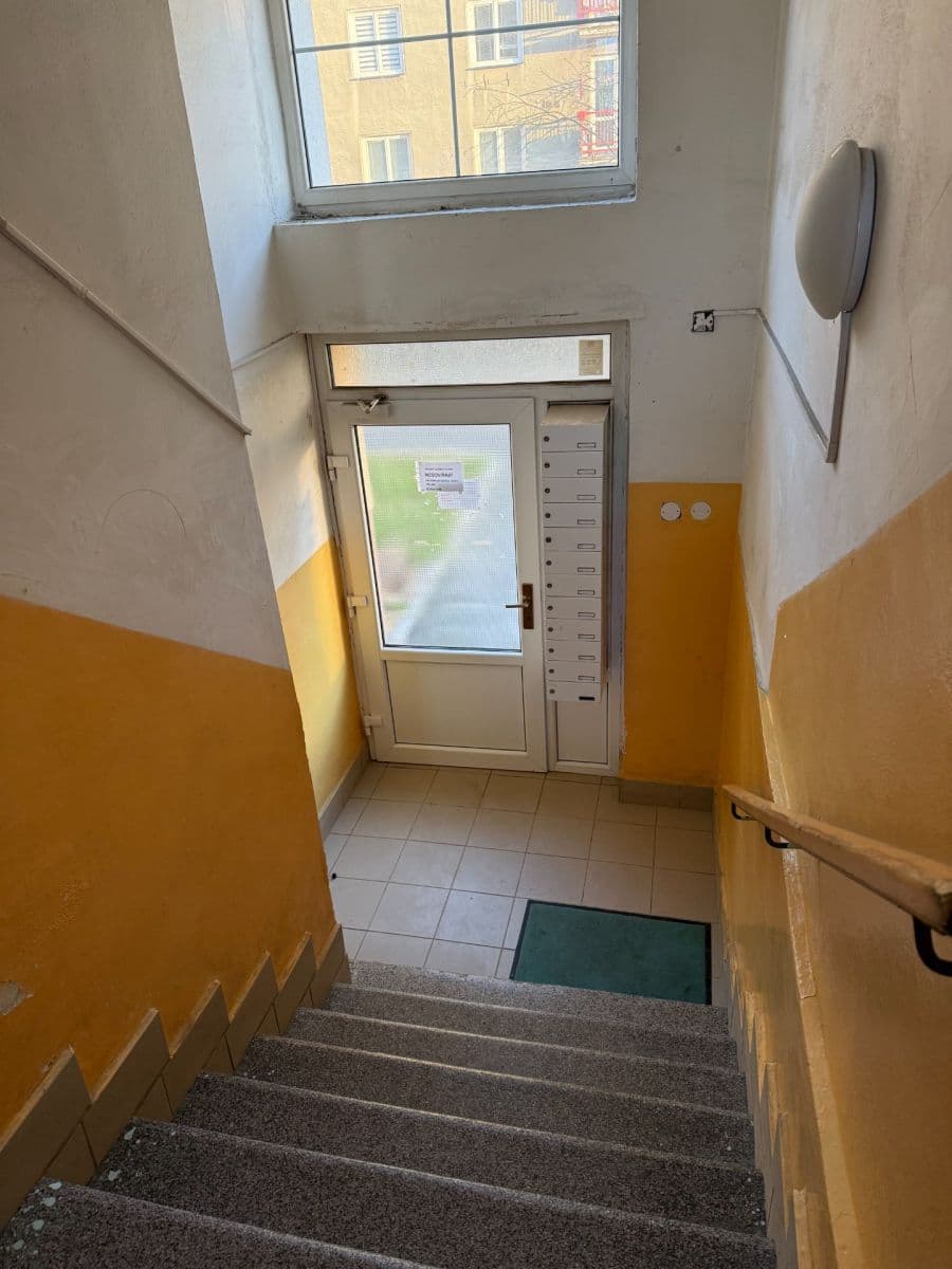 Prenájom bytu 3-izbový 77 m², Heyrovského, Sokolov, Karlovarský kraj Prenájom bytu 3-izbový 77 m², Heyrovského, Sokolov, Karlovarský kraj