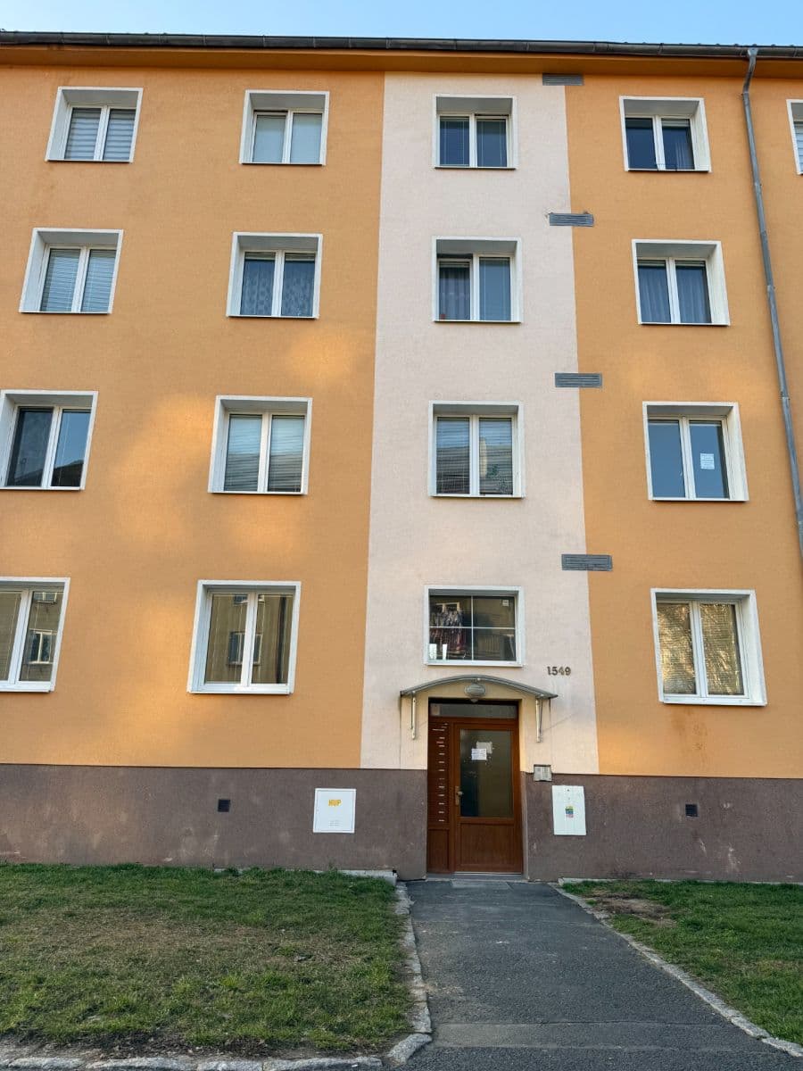 Prenájom bytu 3-izbový 77 m², Heyrovského, Sokolov, Karlovarský kraj Prenájom bytu 3-izbový 77 m², Heyrovského, Sokolov, Karlovarský kraj