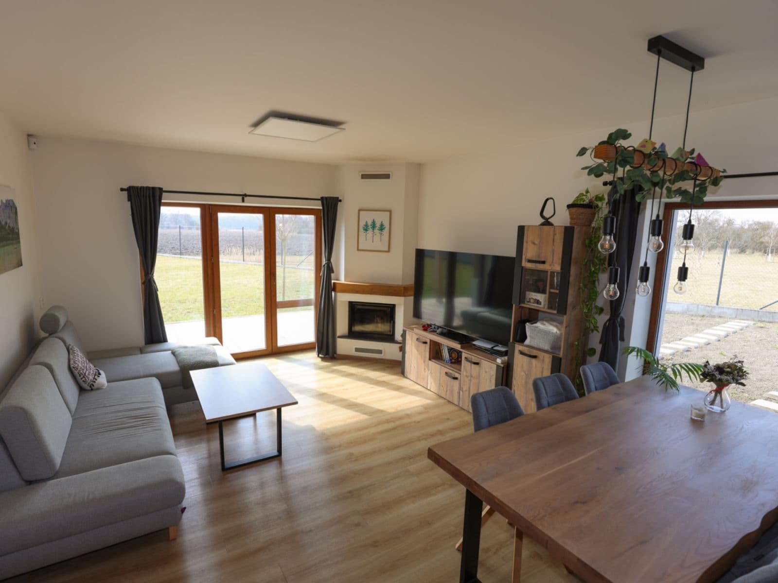 Predaj domu 136 m², pozemek 853 m², Západní, Kostomlaty nad Labem, Středočeský kraj Predaj domu 136 m², pozemek 853 m², Západní, Kostomlaty nad Labem, Středočeský kraj