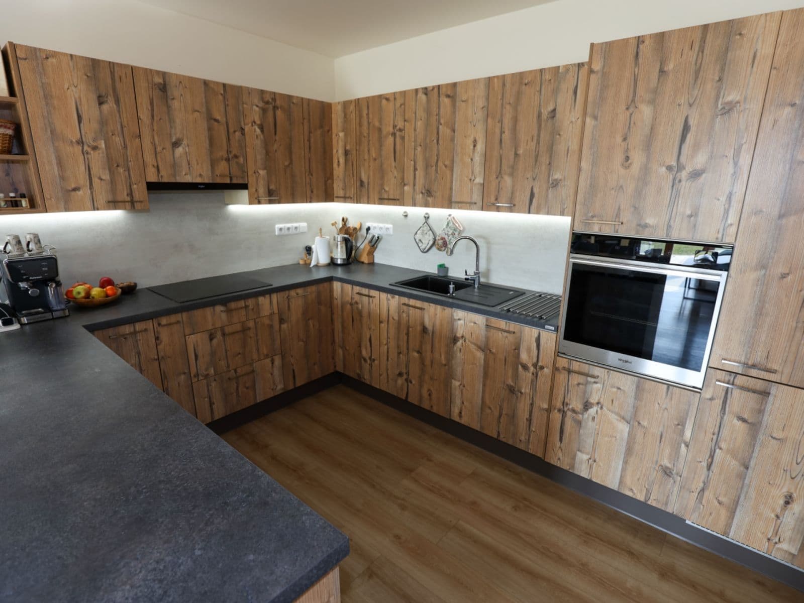 Predaj domu 136 m², pozemek 853 m², Západní, Kostomlaty nad Labem, Středočeský kraj Predaj domu 136 m², pozemek 853 m², Západní, Kostomlaty nad Labem, Středočeský kraj