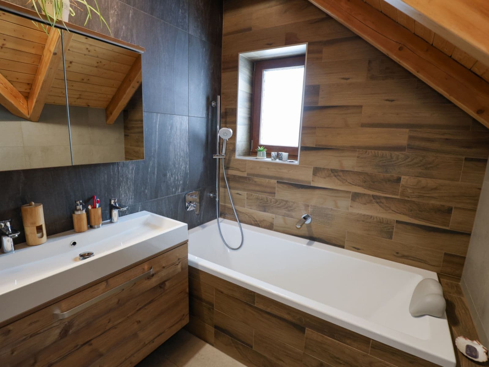 Predaj domu 136 m², pozemek 853 m², Západní, Kostomlaty nad Labem, Středočeský kraj Predaj domu 136 m², pozemek 853 m², Západní, Kostomlaty nad Labem, Středočeský kraj