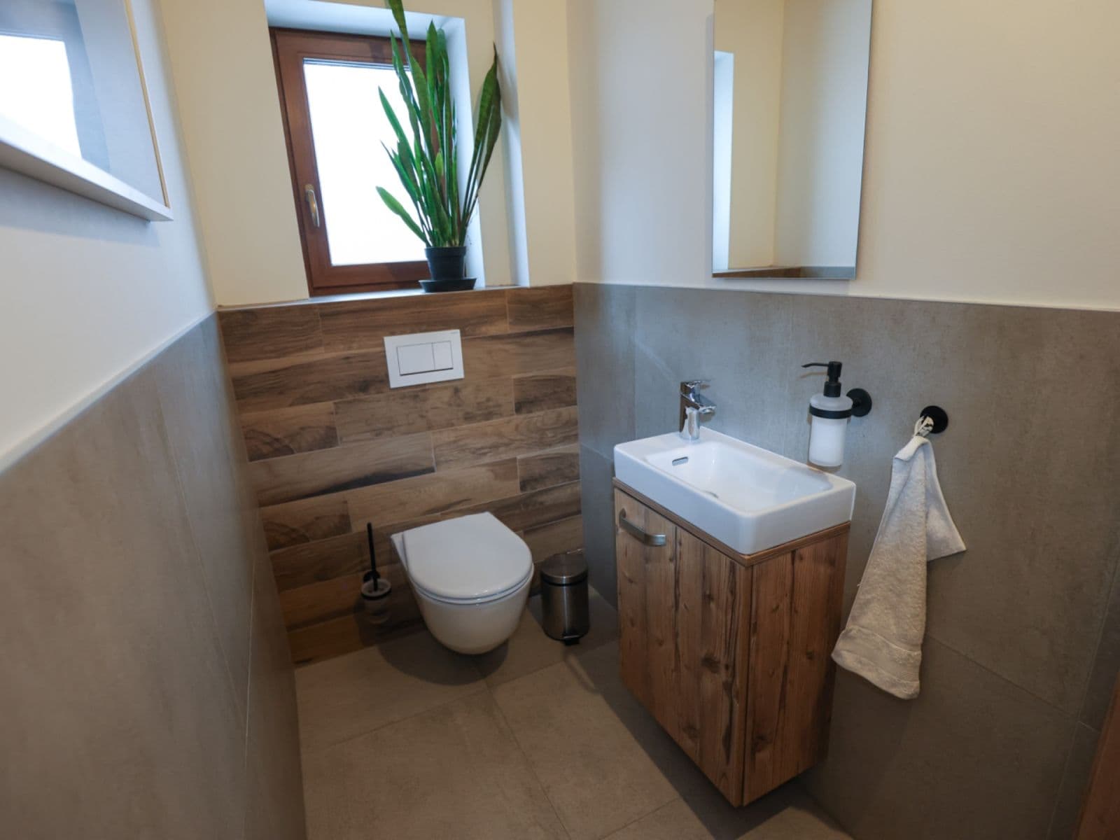 Predaj domu 136 m², pozemek 853 m², Západní, Kostomlaty nad Labem, Středočeský kraj Predaj domu 136 m², pozemek 853 m², Západní, Kostomlaty nad Labem, Středočeský kraj