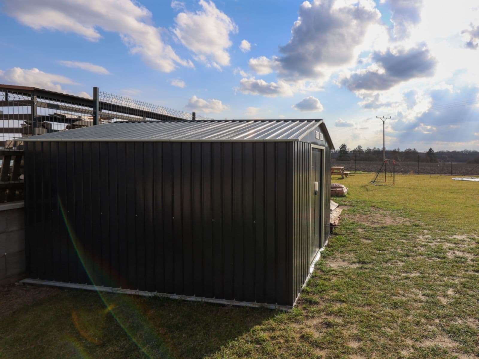 Predaj domu 136 m², pozemek 853 m², Západní, Kostomlaty nad Labem, Středočeský kraj Predaj domu 136 m², pozemek 853 m², Západní, Kostomlaty nad Labem, Středočeský kraj