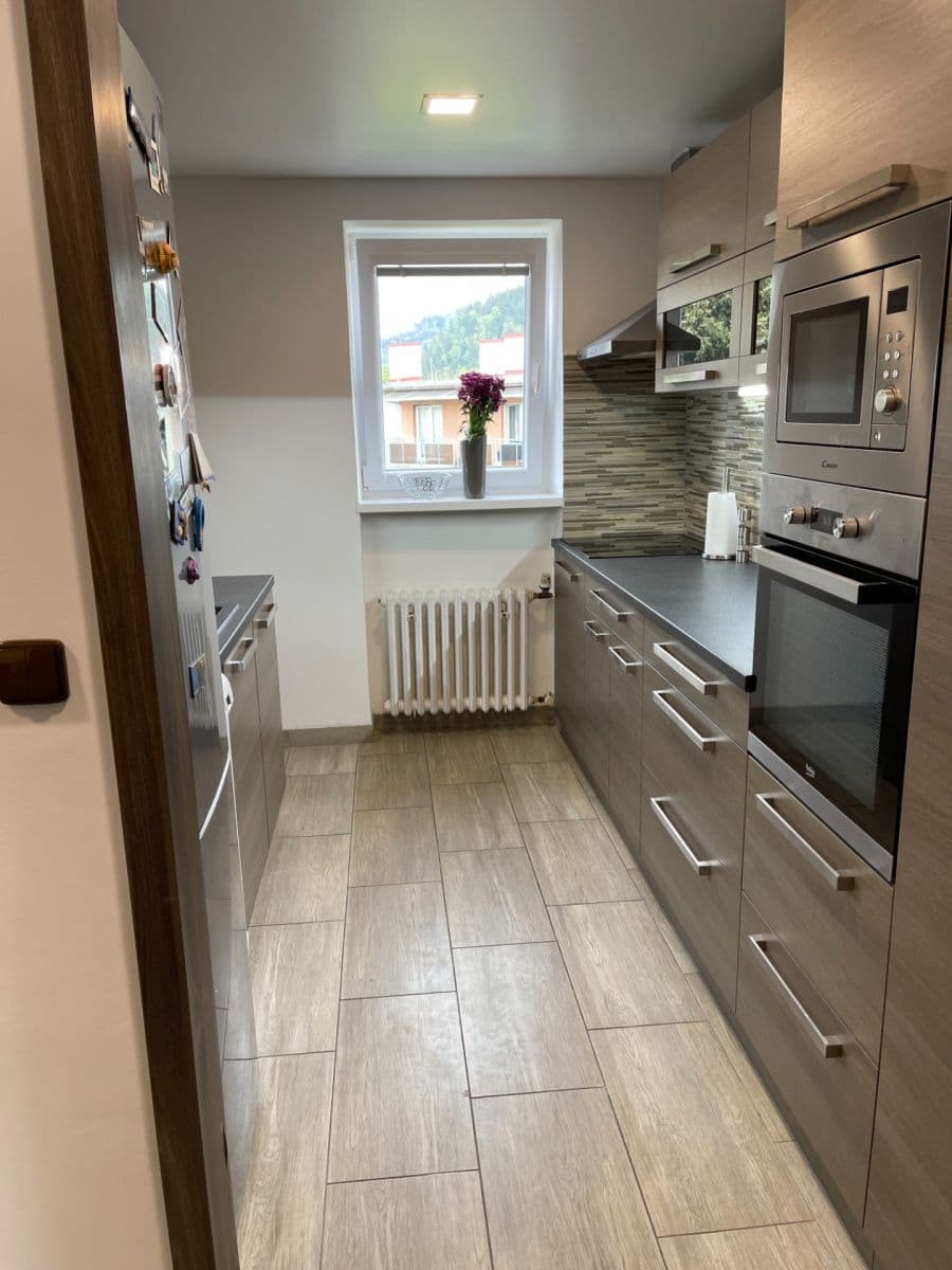 Predaj bytu 3-izbový 75 m², Mánesova, Hodkovice nad Mohelkou, Liberecký kraj Predaj bytu 3-izbový 75 m², Mánesova, Hodkovice nad Mohelkou, Liberecký kraj