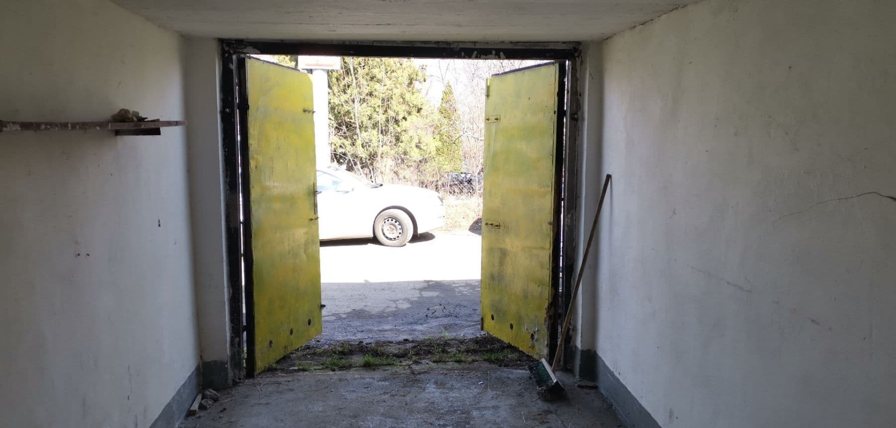 Prenájom garáže 14 m², Za Sedmidomky, Praha, Praha Prenájom garáže 14 m², Za Sedmidomky, Praha, Praha