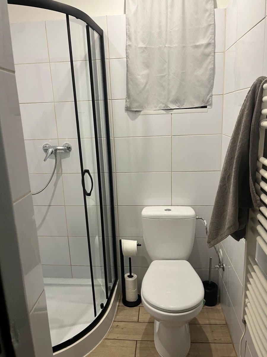 Predaj bytu 1-izbový 35 m², Sladkovského, Buštěhrad, Středočeský kraj Predaj bytu 1-izbový 35 m², Sladkovského, Buštěhrad, Středočeský kraj