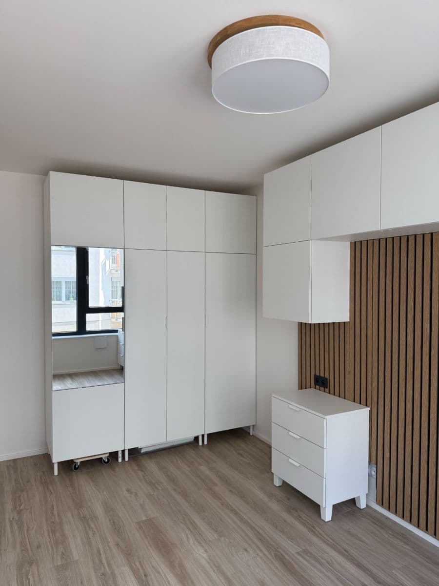 Prenájom bytu 3-izbový 74 m², Na Sypkém, Praha, Praha Prenájom bytu 3-izbový 74 m², Na Sypkém, Praha, Praha