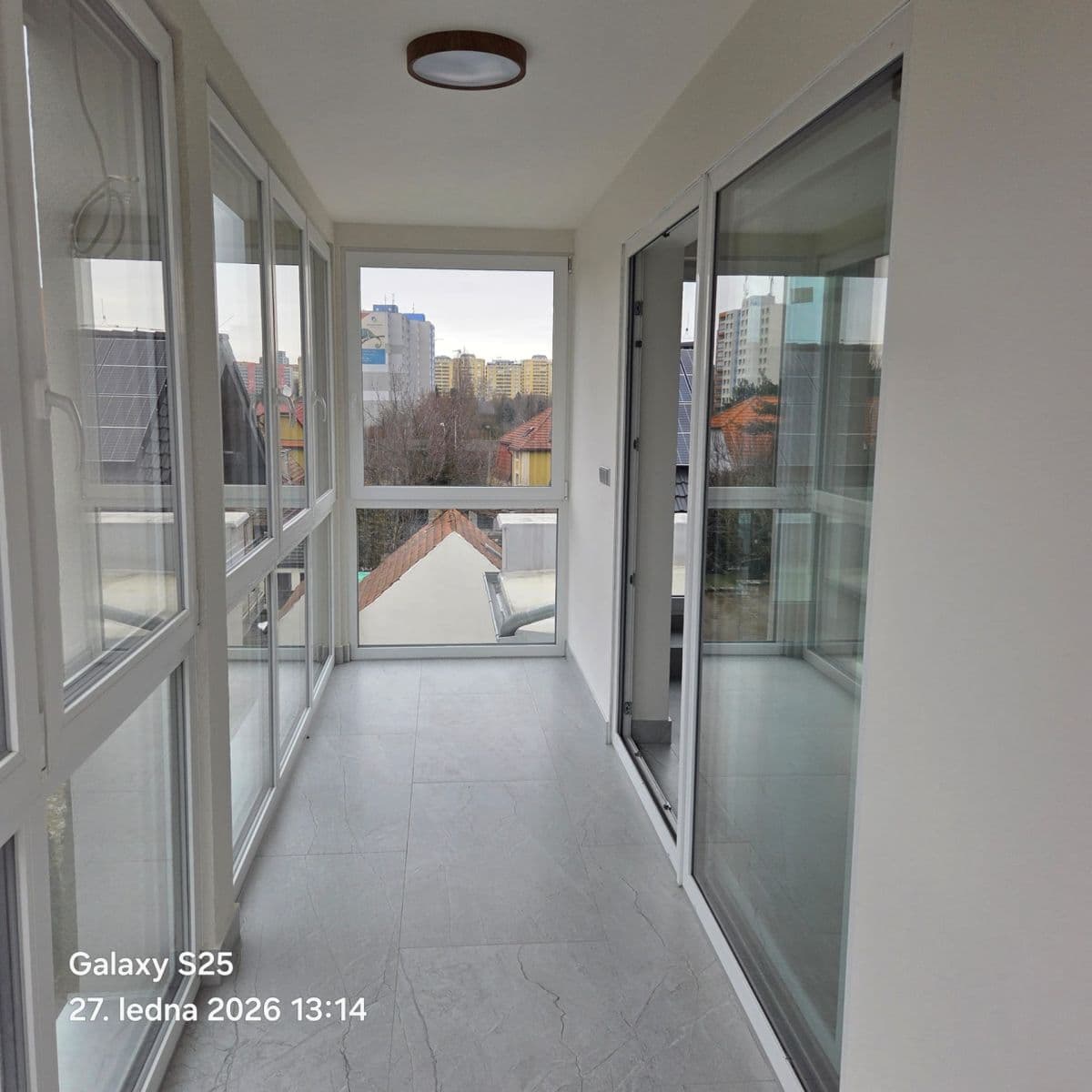 Prenájom bytu 2-izbový 73 m², Podohradská, Praha, Praha Prenájom bytu 2-izbový 73 m², Podohradská, Praha, Praha