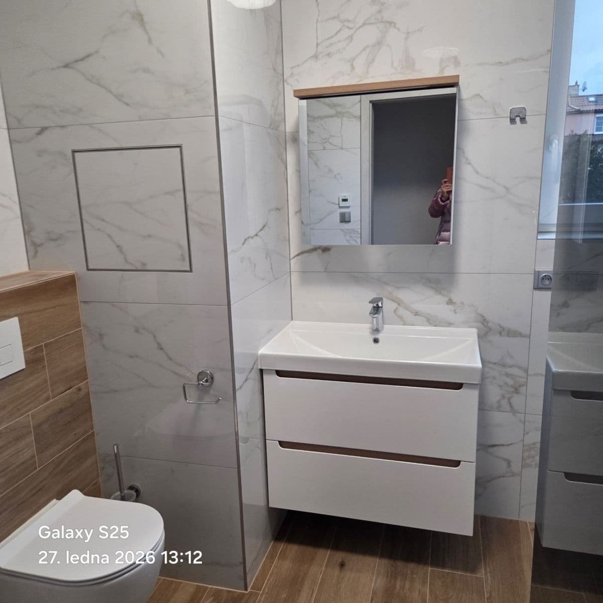 Prenájom bytu 2-izbový 73 m², Podohradská, Praha, Praha Prenájom bytu 2-izbový 73 m², Podohradská, Praha, Praha