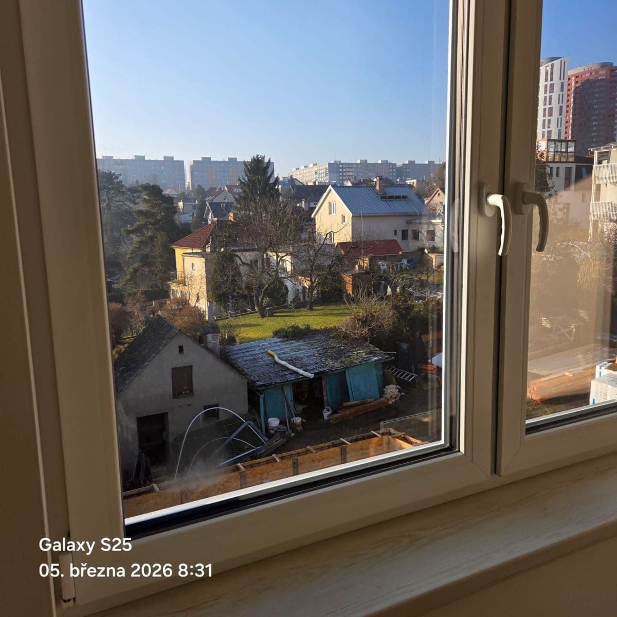 Prenájom bytu 2-izbový 73 m², Podohradská, Praha, Praha Prenájom bytu 2-izbový 73 m², Podohradská, Praha, Praha