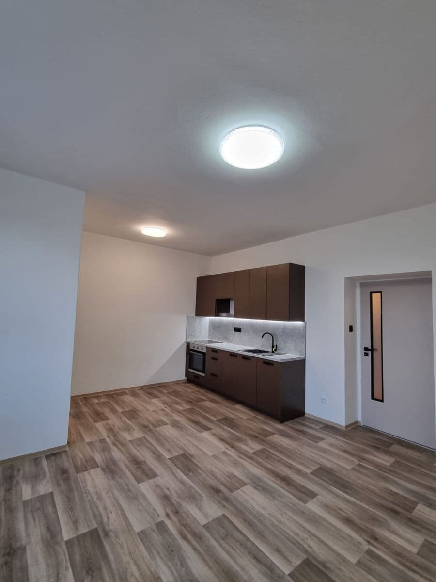 Prenájom bytu 2-izbový 49 m², Markova, Praha, Praha Prenájom bytu 2-izbový 49 m², Markova, Praha, Praha