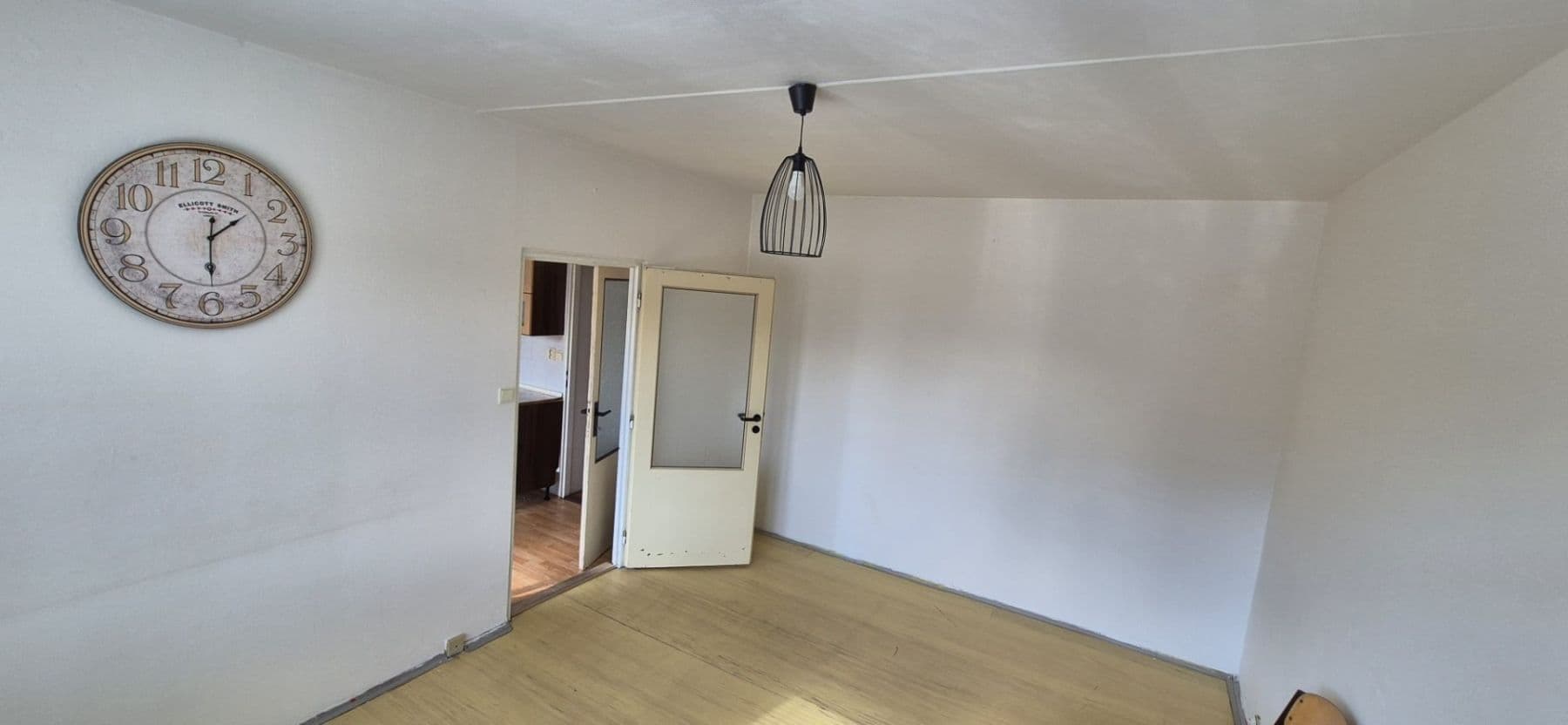 Prenájom bytu 1-izbový 36 m², Kosmonautů, Louny, Ústecký kraj Prenájom bytu 1-izbový 36 m², Kosmonautů, Louny, Ústecký kraj