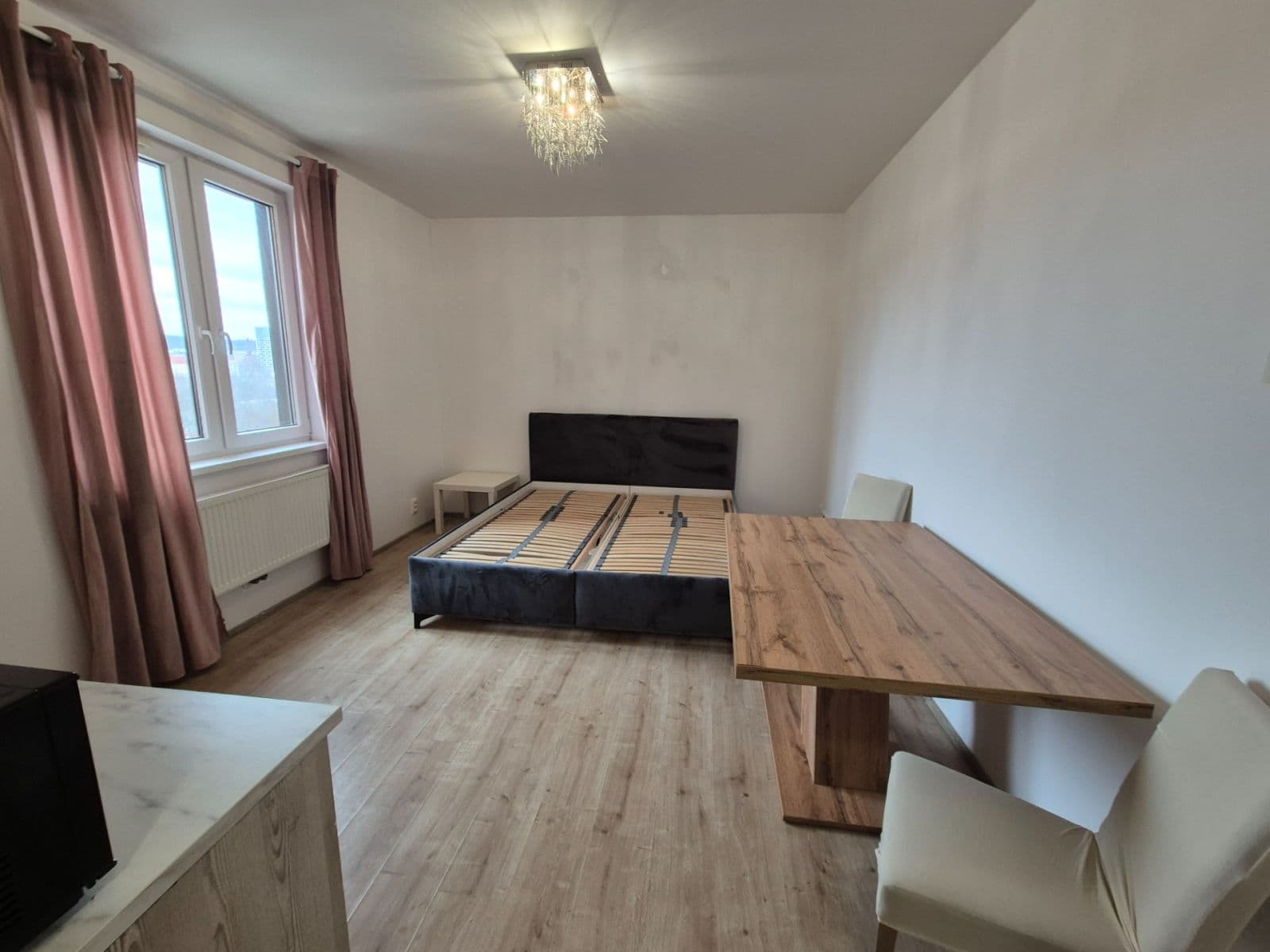 Prenájom bytu 1-izbový 23 m², Freyova, Praha, Praha Prenájom bytu 1-izbový 23 m², Freyova, Praha, Praha