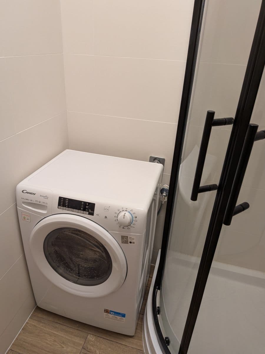 Prenájom bytu 4-izbový 78 m², Počernická, Praha, Praha Prenájom bytu 4-izbový 78 m², Počernická, Praha, Praha