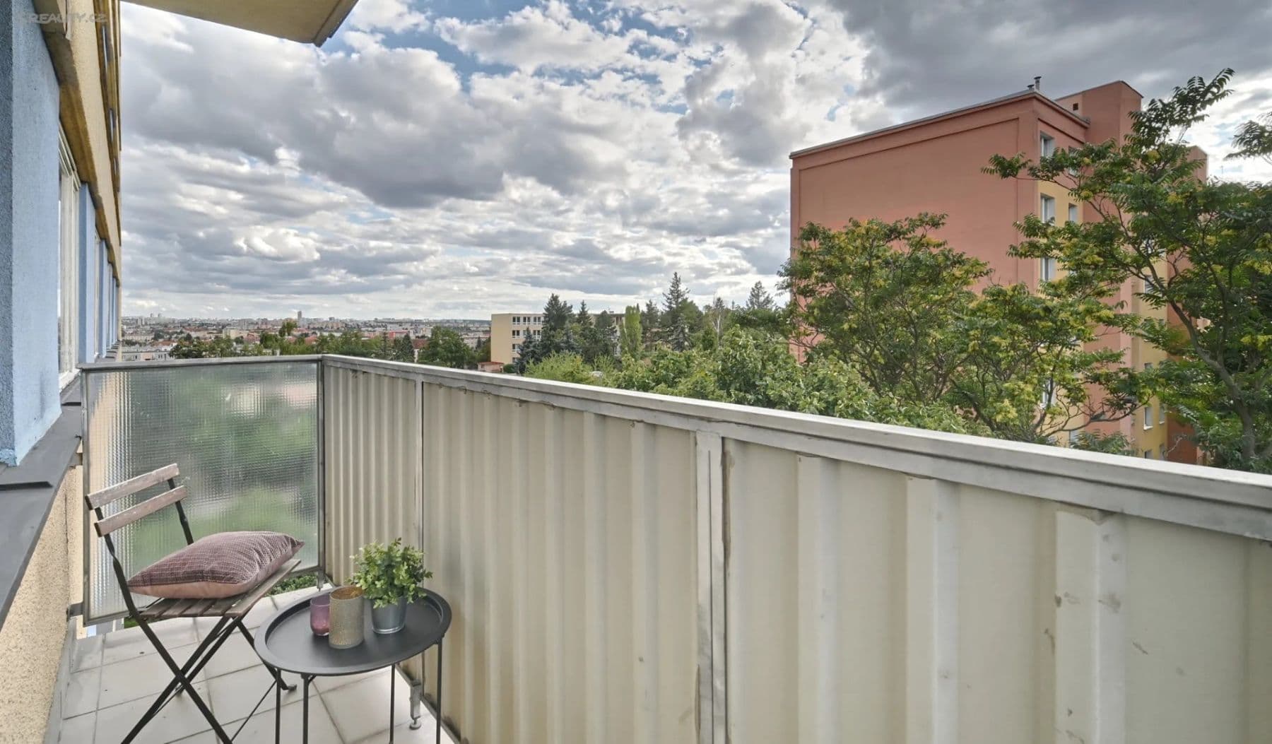 Prenájom bytu 4-izbový 78 m², Počernická, Praha, Praha Prenájom bytu 4-izbový 78 m², Počernická, Praha, Praha