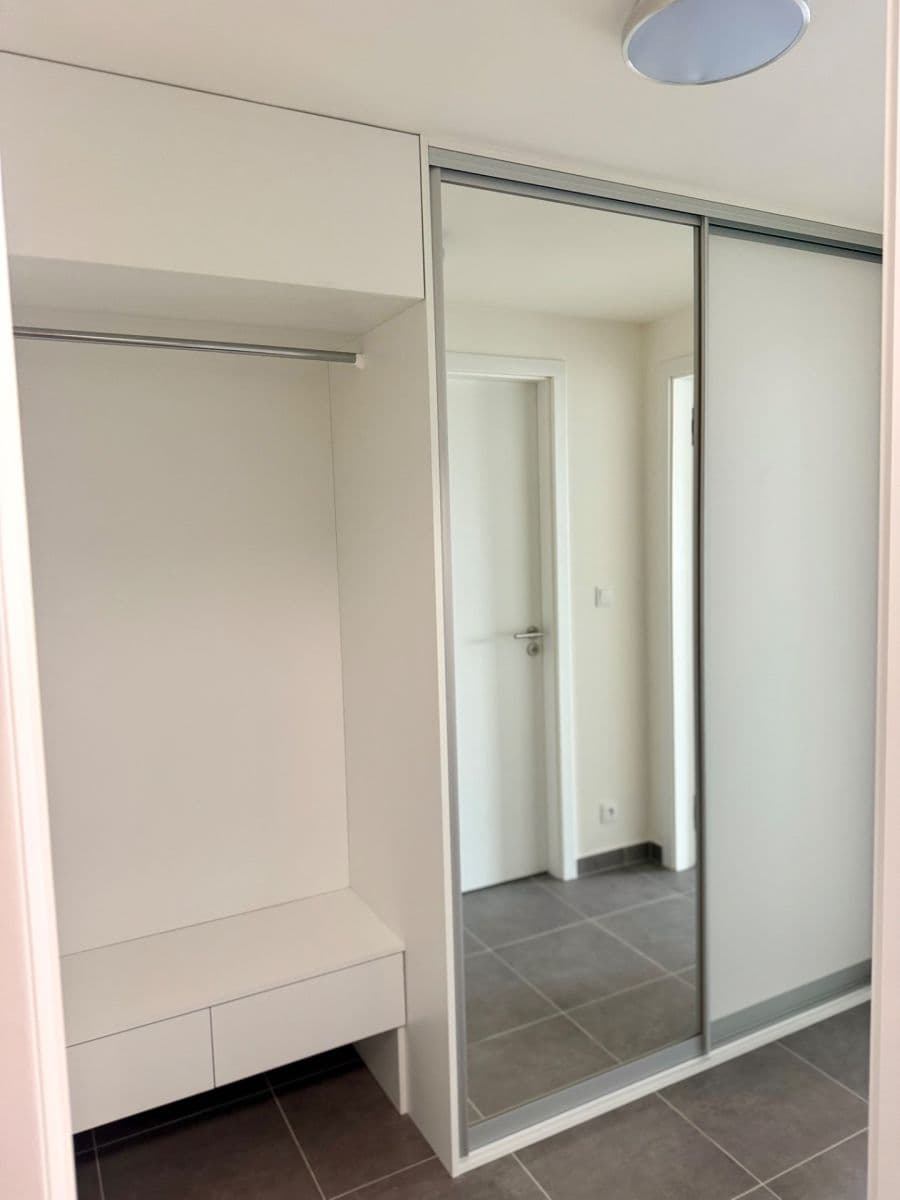 Prenájom bytu 2-izbový 57 m², Domalípova, Praha, Praha Prenájom bytu 2-izbový 57 m², Domalípova, Praha, Praha