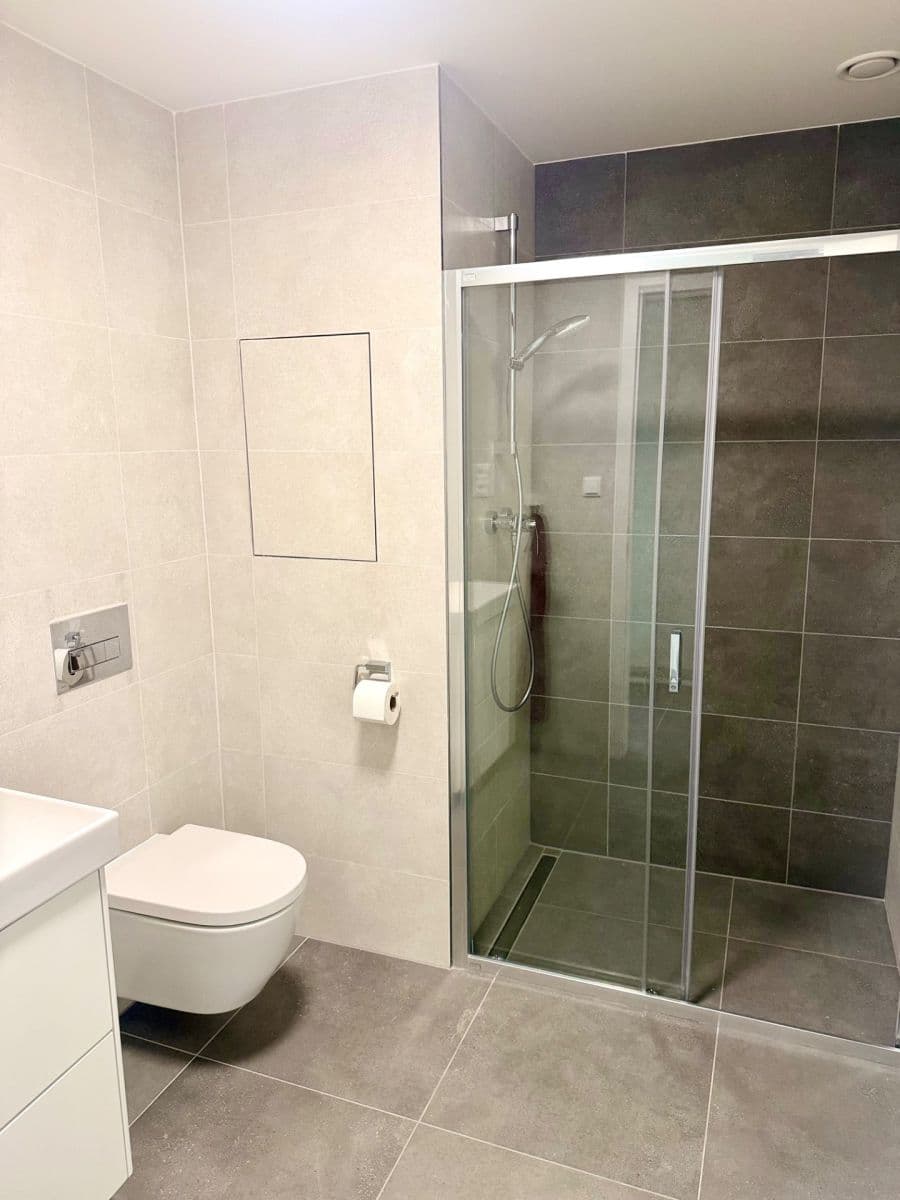 Prenájom bytu 2-izbový 57 m², Domalípova, Praha, Praha Prenájom bytu 2-izbový 57 m², Domalípova, Praha, Praha