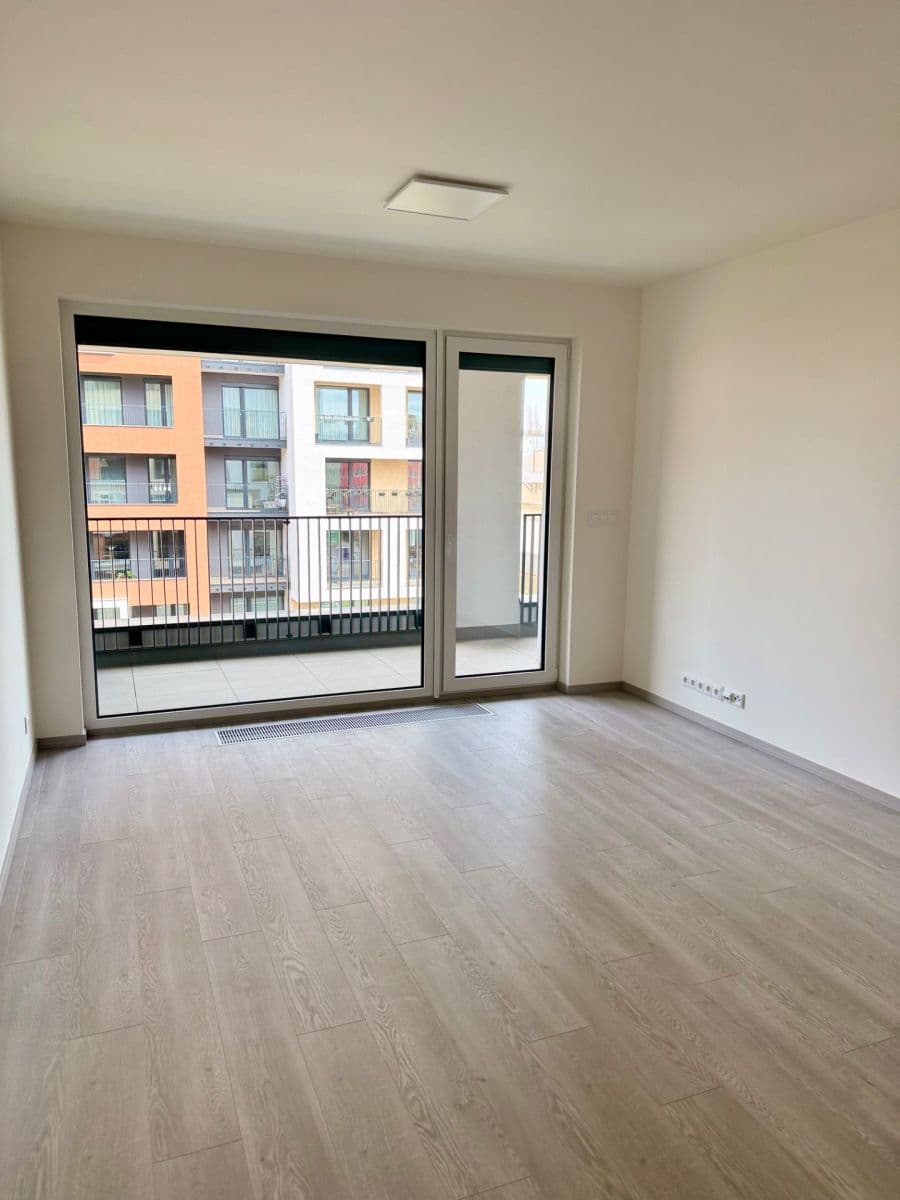 Prenájom bytu 2-izbový 57 m², Domalípova, Praha, Praha Prenájom bytu 2-izbový 57 m², Domalípova, Praha, Praha