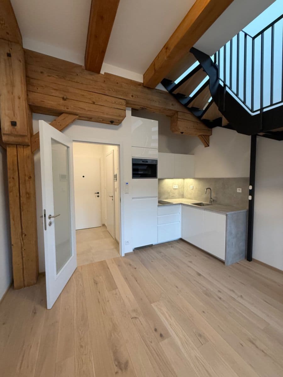 Prenájom bytu 2-izbový 43 m², Závišova, Praha, Praha Prenájom bytu 2-izbový 43 m², Závišova, Praha, Praha