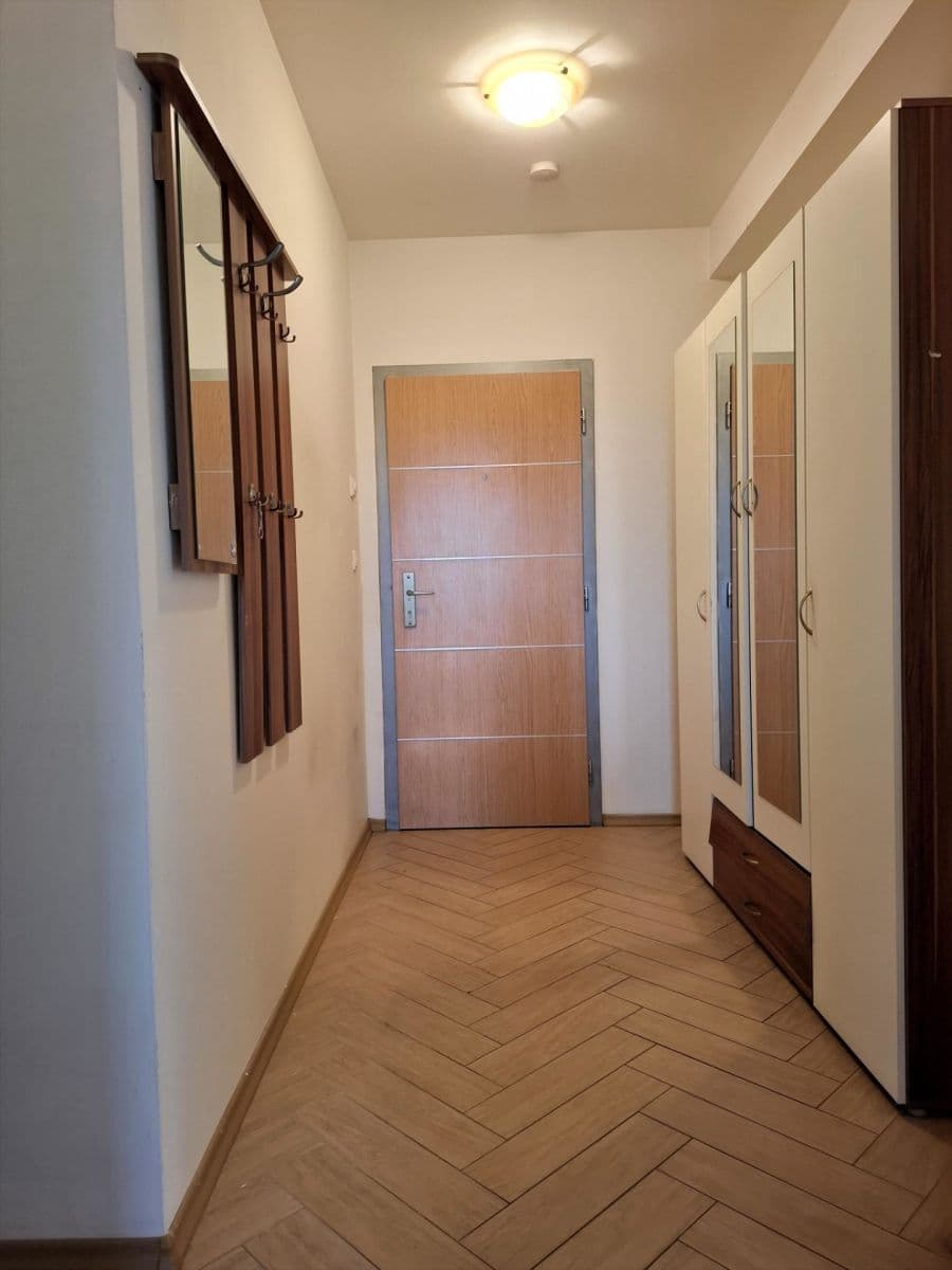 Predaj bytu 2-izbový 64 m², U Pivovaru, Benešov, Středočeský kraj Predaj bytu 2-izbový 64 m², U Pivovaru, Benešov, Středočeský kraj