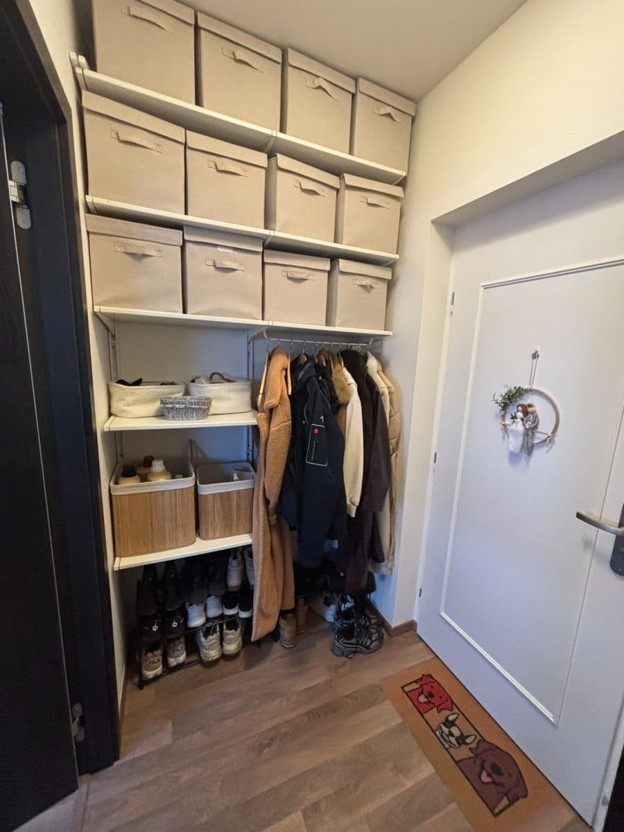 Prenájom bytu 2-izbový 48 m², Slavojova, Praha, Praha Prenájom bytu 2-izbový 48 m², Slavojova, Praha, Praha