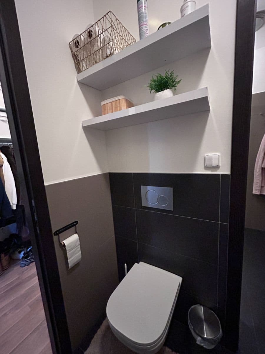 Prenájom bytu 2-izbový 48 m², Slavojova, Praha, Praha Prenájom bytu 2-izbový 48 m², Slavojova, Praha, Praha