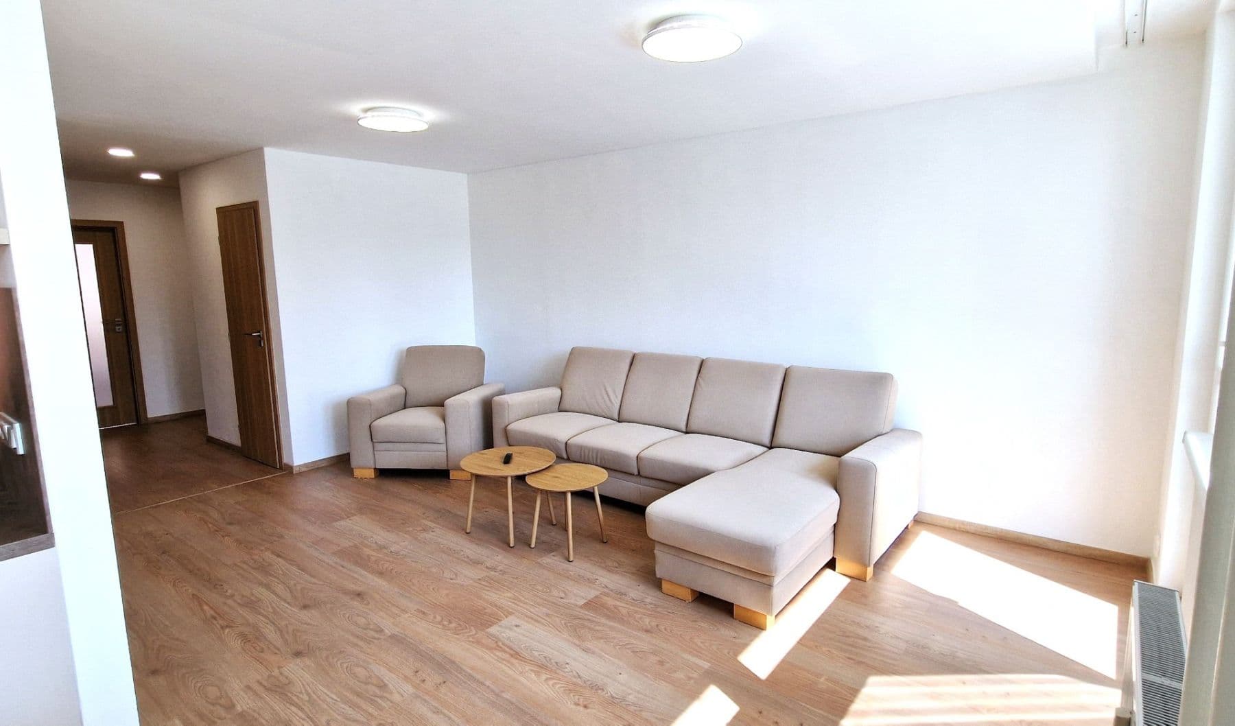 Prenájom bytu 3-izbový 70 m², Tovární, Beroun, Středočeský kraj Prenájom bytu 3-izbový 70 m², Tovární, Beroun, Středočeský kraj