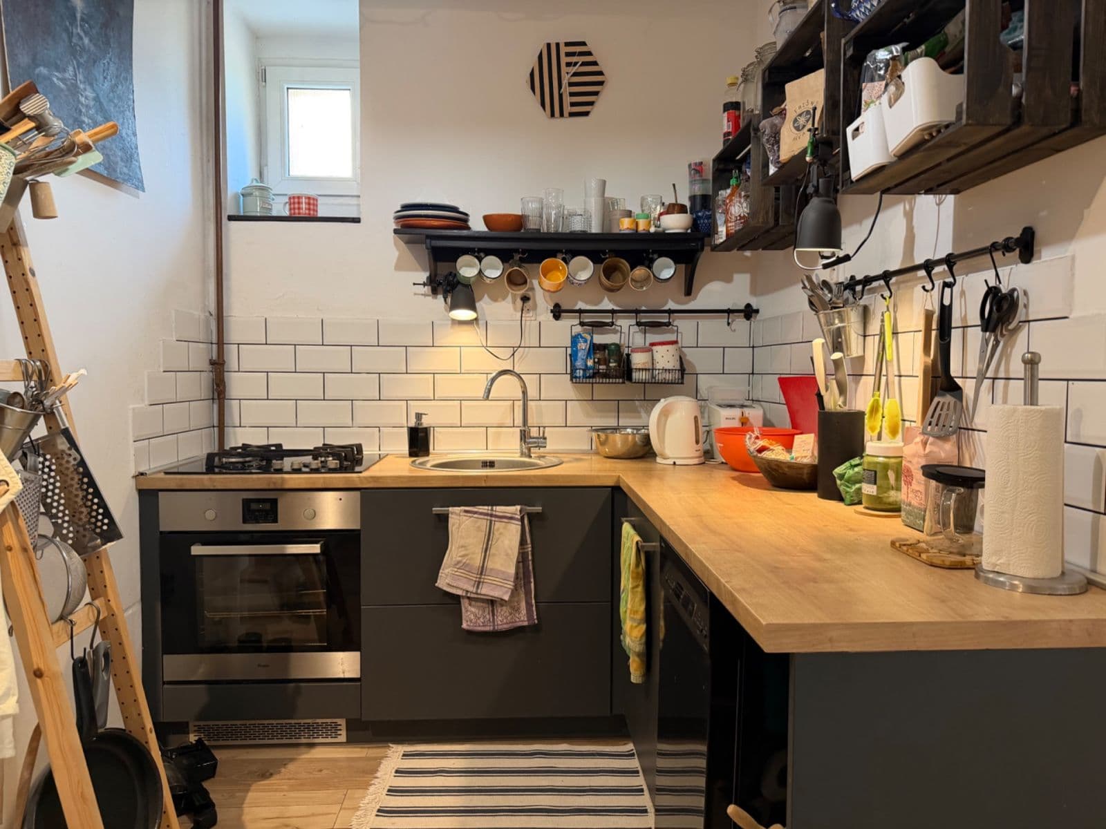 Prenájom bytu 2-izbový 64 m², Tabaková, Bratislava - mestská časť Staré Mesto, Bratislavský kraj Prenájom bytu 2-izbový 64 m², Tabaková, Bratislava - mestská časť Staré Mesto, Bratislavský kraj