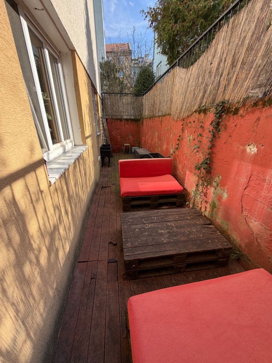 Prenájom bytu 2-izbový 64 m², Tabaková, Bratislava - mestská časť Staré Mesto, Bratislavský kraj Prenájom bytu 2-izbový 64 m², Tabaková, Bratislava - mestská časť Staré Mesto, Bratislavský kraj