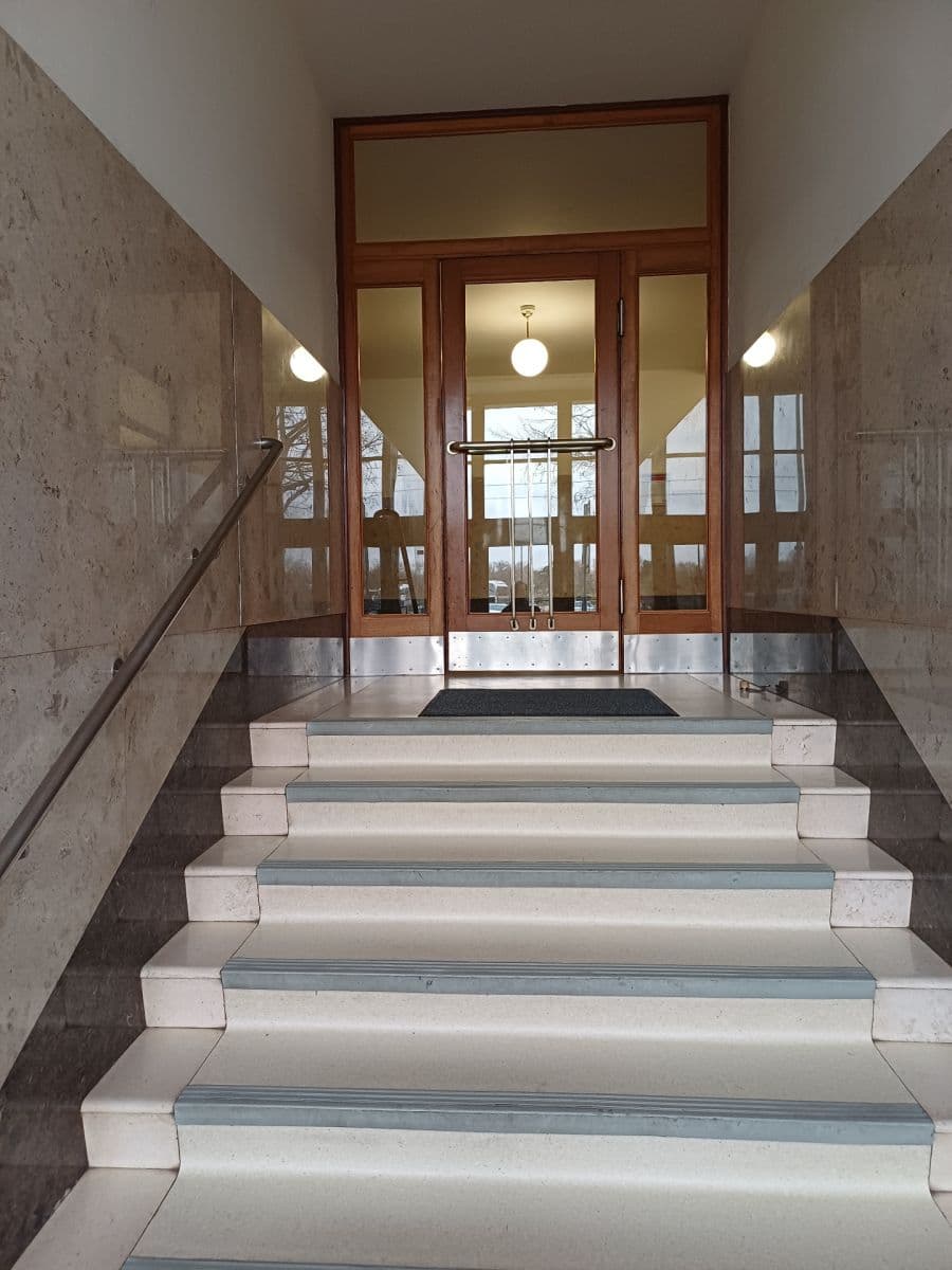 Prenájom bytu 2-izbový 43 m², Milady Horákové, Praha, Praha Prenájom bytu 2-izbový 43 m², Milady Horákové, Praha, Praha