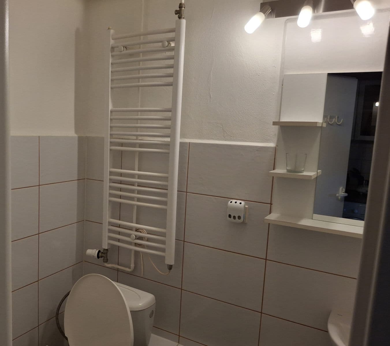 Prenájom bytu 1-izbový 27 m², Wolkerova, Kuřim, Jihomoravský kraj Prenájom bytu 1-izbový 27 m², Wolkerova, Kuřim, Jihomoravský kraj