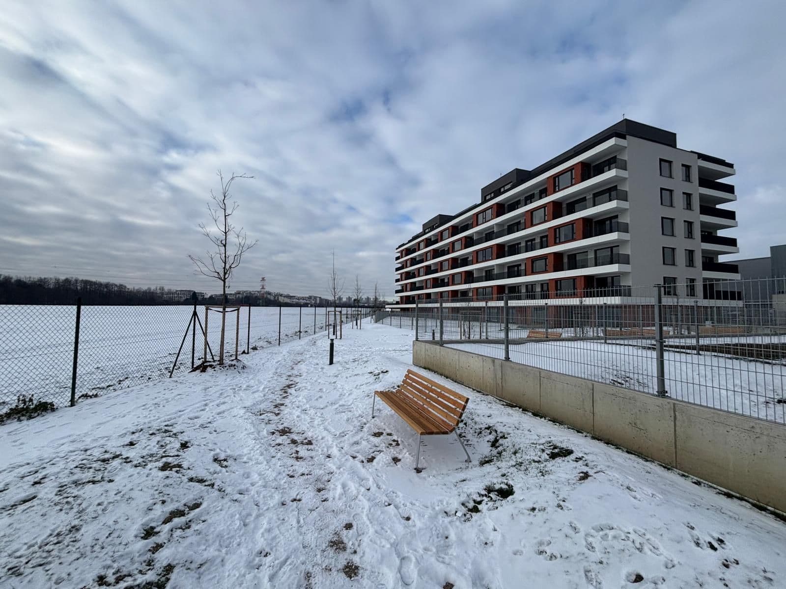 Prenájom bytu 1-izbový 33 m², Tupolevova, Praha, Praha Prenájom bytu 1-izbový 33 m², Tupolevova, Praha, Praha