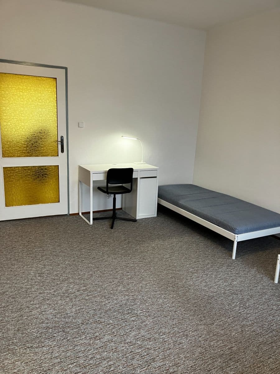 Prenájom bytu 3-izbový 85 m², Krkoškova, Brno, Jihomoravský kraj Prenájom bytu 3-izbový 85 m², Krkoškova, Brno, Jihomoravský kraj