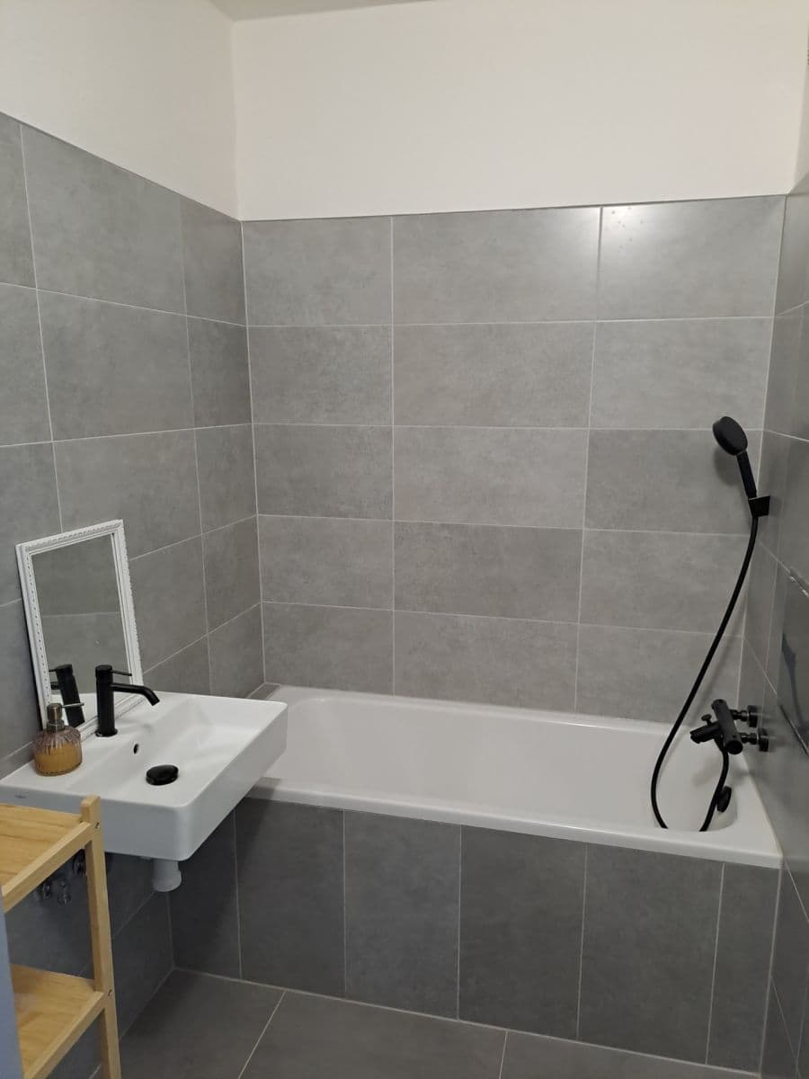 Prenájom bytu 1-izbový 35 m², Klegova, Ostrava, Moravskoslezský kraj Prenájom bytu 1-izbový 35 m², Klegova, Ostrava, Moravskoslezský kraj