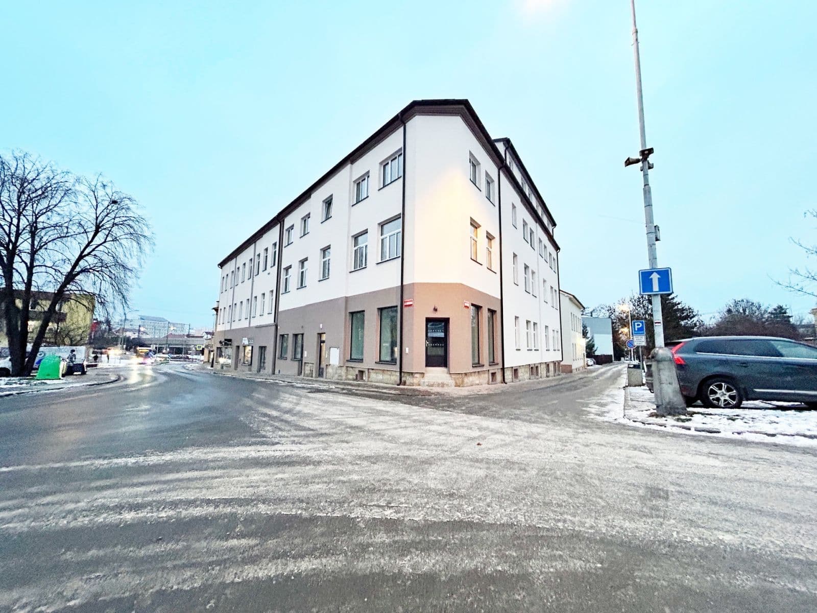 Prenájom bytu 1-izbový 34 m², S. K. Neumanna, Kralupy nad Vltavou, Středočeský kraj Prenájom bytu 1-izbový 34 m², S. K. Neumanna, Kralupy nad Vltavou, Středočeský kraj