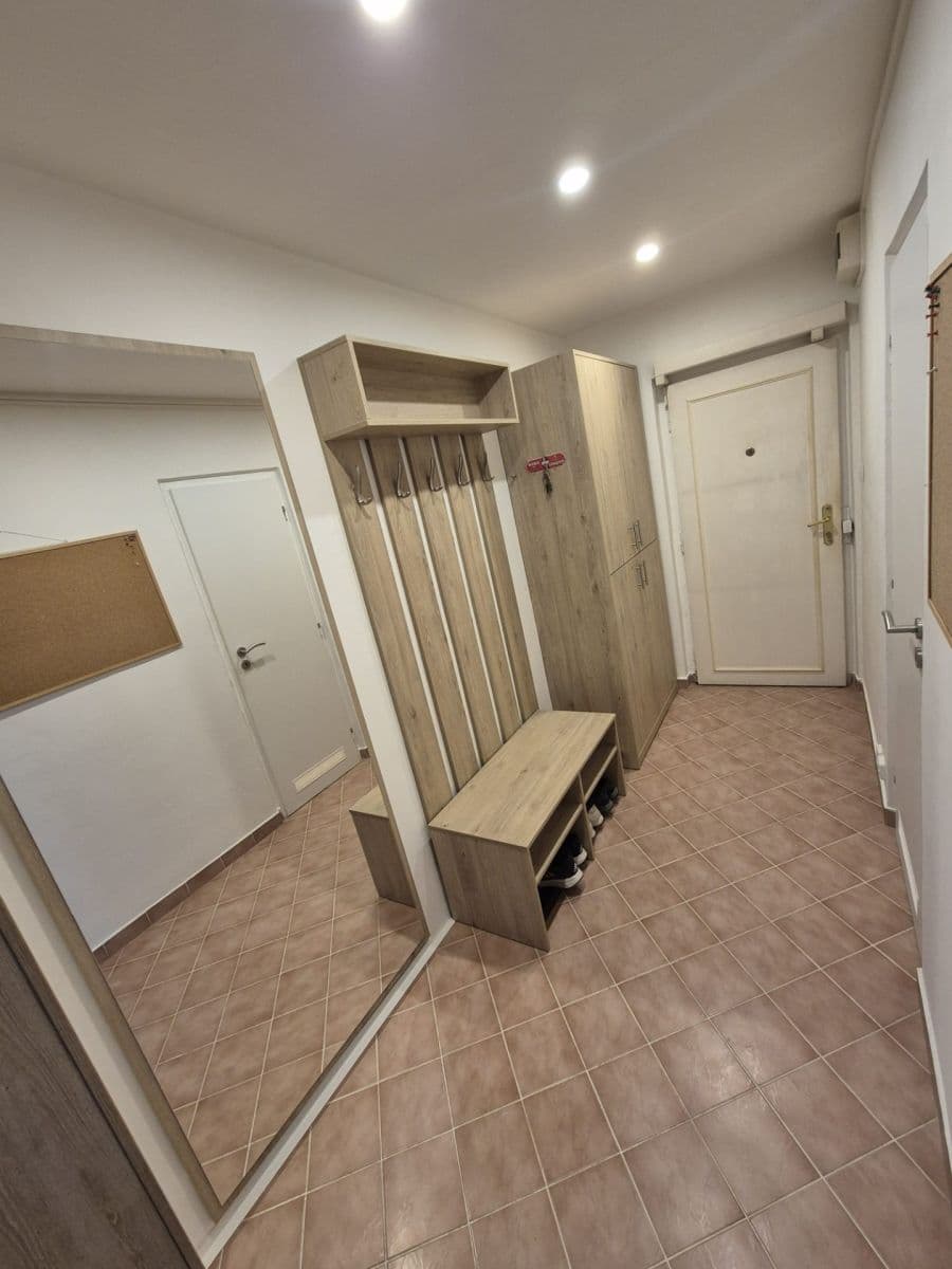 Prenájom bytu 2-izbový 56 m², Slavíčkova, Brno, Jihomoravský kraj Prenájom bytu 2-izbový 56 m², Slavíčkova, Brno, Jihomoravský kraj