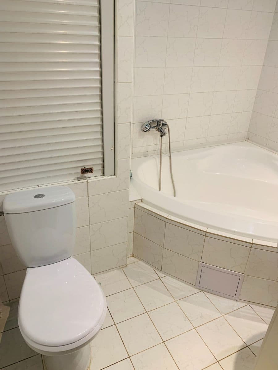 Prenájom bytu 2-izbový 51 m², Kpt. J. Nálepku, Levice, Nitriansky kraj Prenájom bytu 2-izbový 51 m², Kpt. J. Nálepku, Levice, Nitriansky kraj