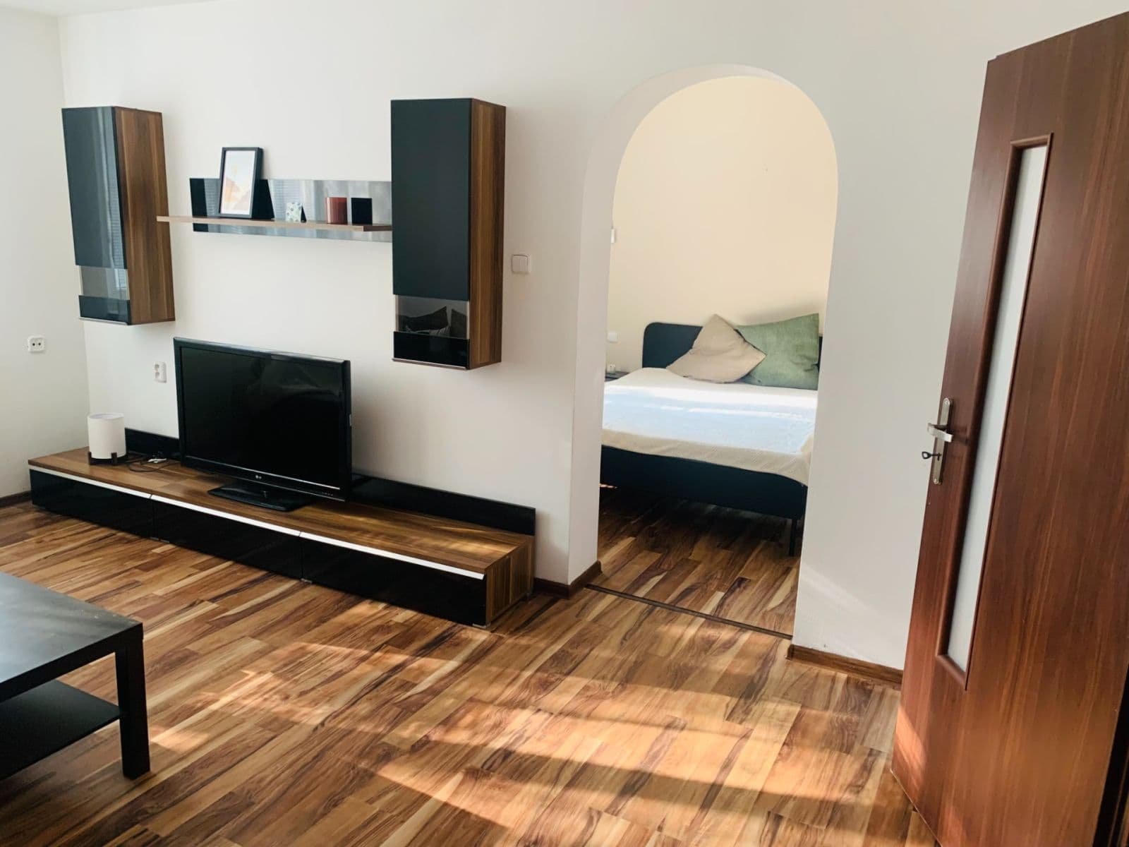 Prenájom bytu 2-izbový 51 m², Kpt. J. Nálepku, Levice, Nitriansky kraj Prenájom bytu 2-izbový 51 m², Kpt. J. Nálepku, Levice, Nitriansky kraj