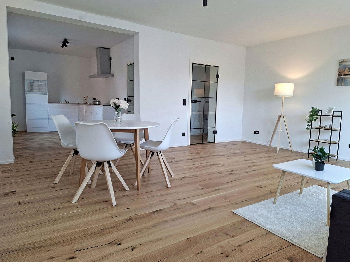 Predaj bytu 3-izbový 84 m², Tegernheim, Bavorsko Predaj bytu 3-izbový 84 m², Tegernheim, Bavorsko