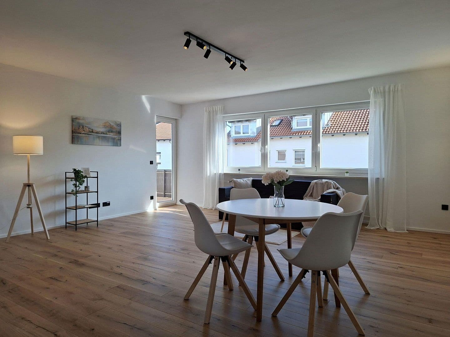 Predaj bytu 3-izbový 84 m², Tegernheim, Bavorsko Predaj bytu 3-izbový 84 m², Tegernheim, Bavorsko