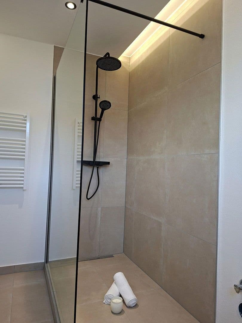 Predaj bytu 3-izbový 84 m², Tegernheim, Bavorsko Predaj bytu 3-izbový 84 m², Tegernheim, Bavorsko