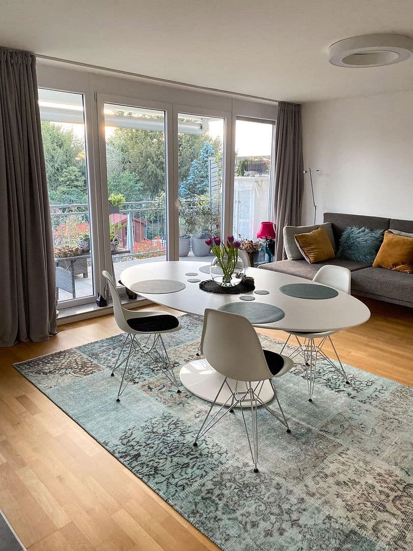 Prenájom bytu 2-izbový 56 m², Edingen-Neckarhausen, Bádensko-Wurttembersko Prenájom bytu 2-izbový 56 m², Edingen-Neckarhausen, Bádensko-Wurttembersko