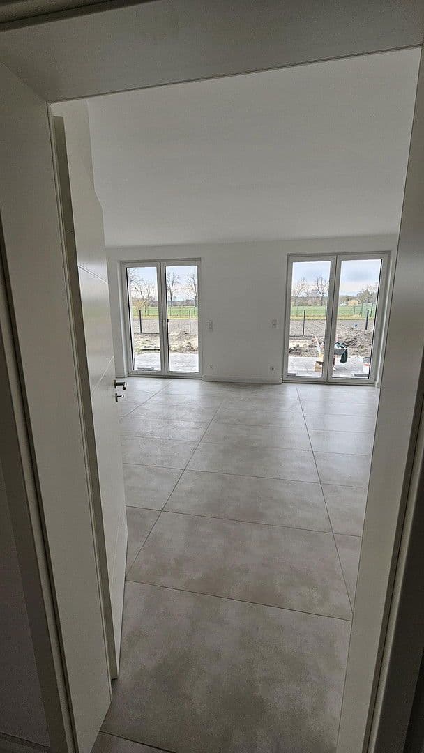 Prenájom domu 138 m², pozemek 350 m², Zossen, Brandenbursko Prenájom domu 138 m², pozemek 350 m², Zossen, Brandenbursko