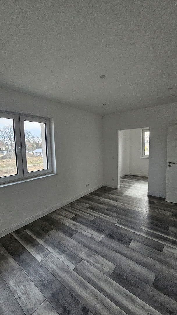 Prenájom domu 138 m², pozemek 350 m², Zossen, Brandenbursko Prenájom domu 138 m², pozemek 350 m², Zossen, Brandenbursko