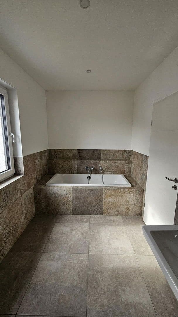 Prenájom domu 138 m², pozemek 350 m², Zossen, Brandenbursko Prenájom domu 138 m², pozemek 350 m², Zossen, Brandenbursko