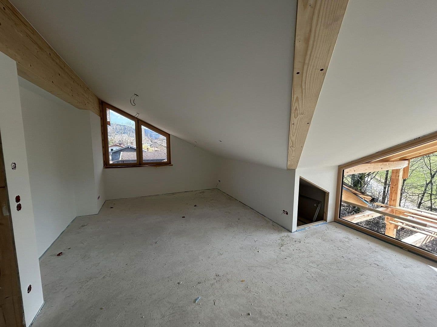 Prenájom bytu 3-izbový 94 m², Hausham, Bavorsko Prenájom bytu 3-izbový 94 m², Hausham, Bavorsko